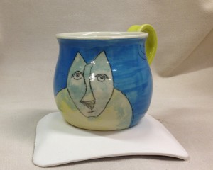 Blufoot with bird mug view 2